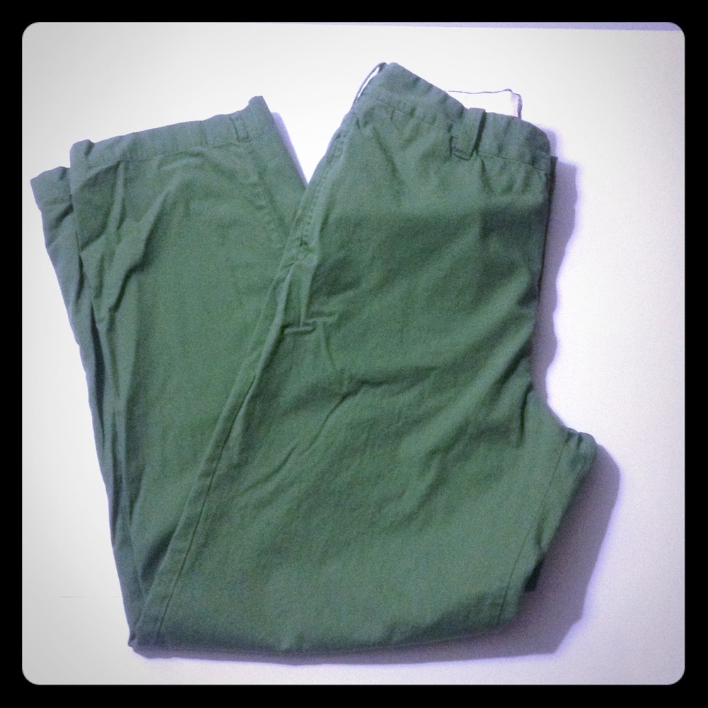 Gap Green Khakis pant 33/34